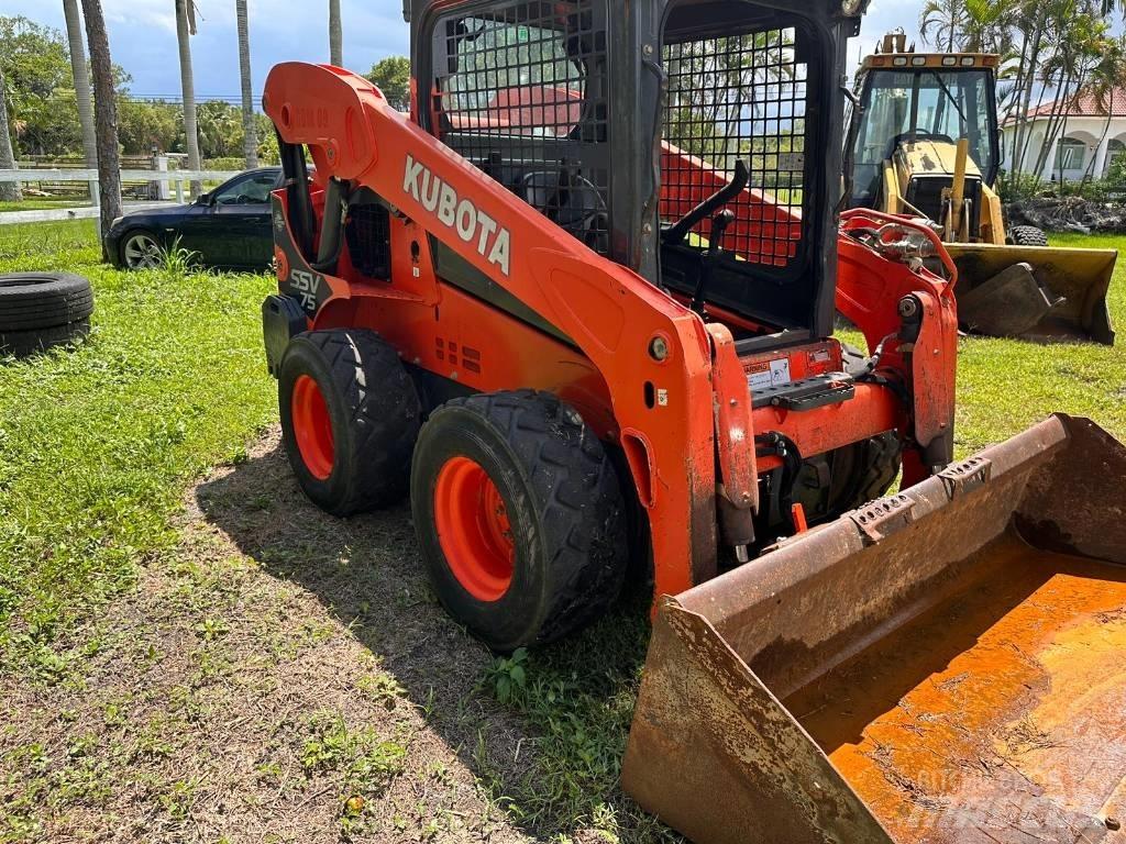 Kubota SSV 75 滑移轉向裝載機