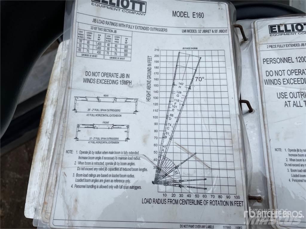 Elliott E160 起重機卡車