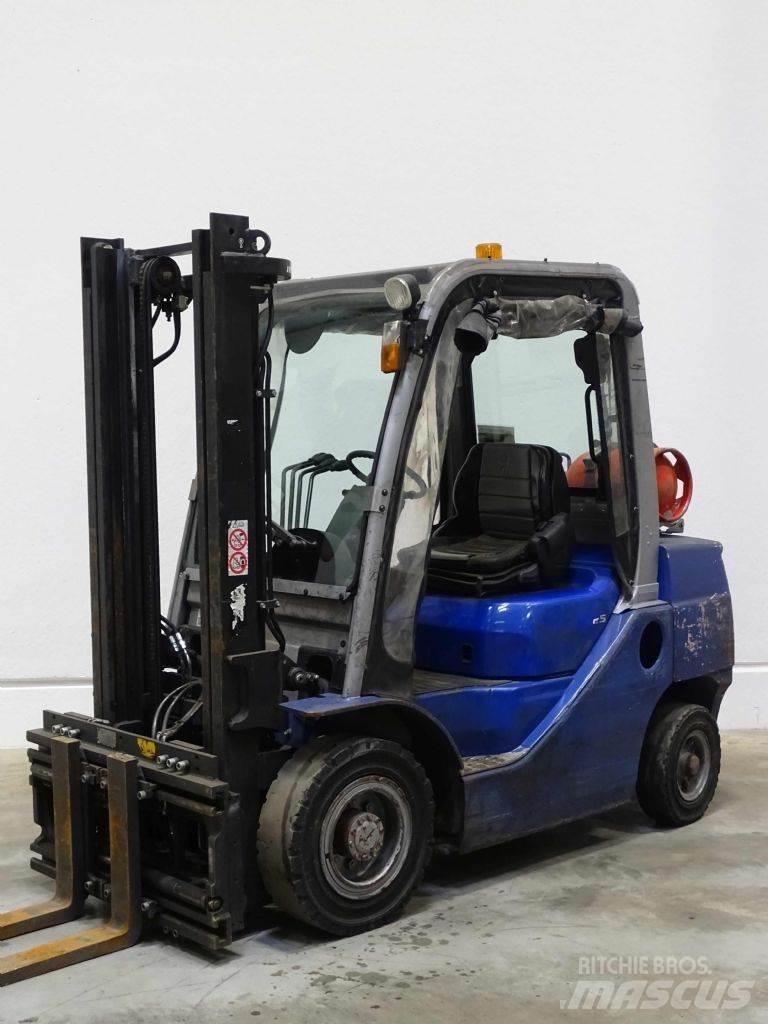 Cesab M325G 液化石油氣LPG卡車