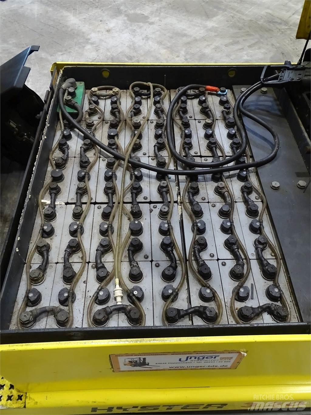 Hyster J3.20XM 電動堆高機