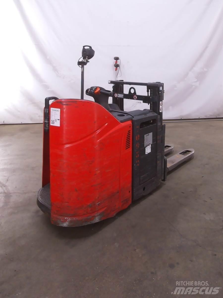 Linde D12HPSP 行走控制式堆積機