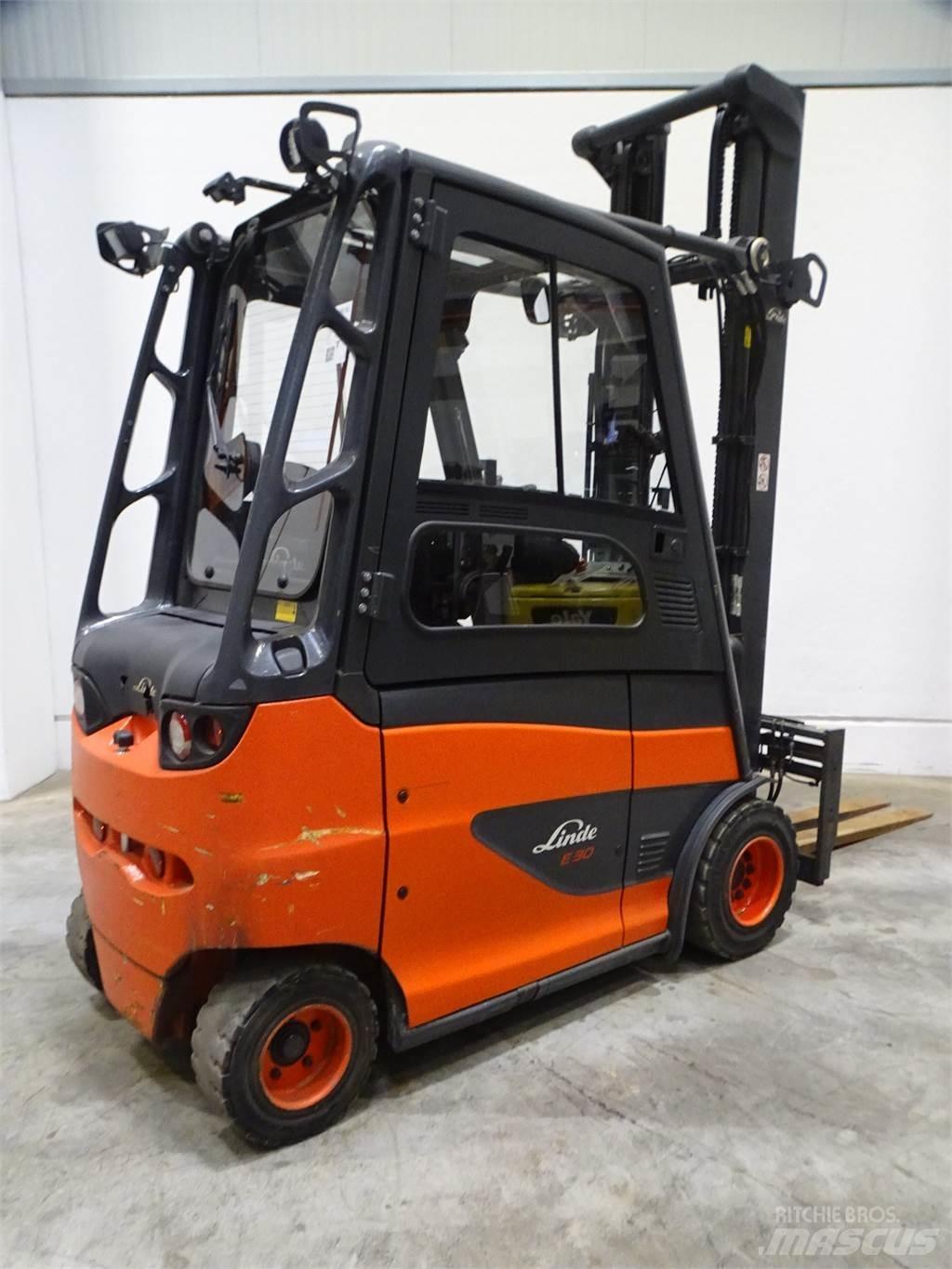 Linde E30H-01/600 電動堆高機