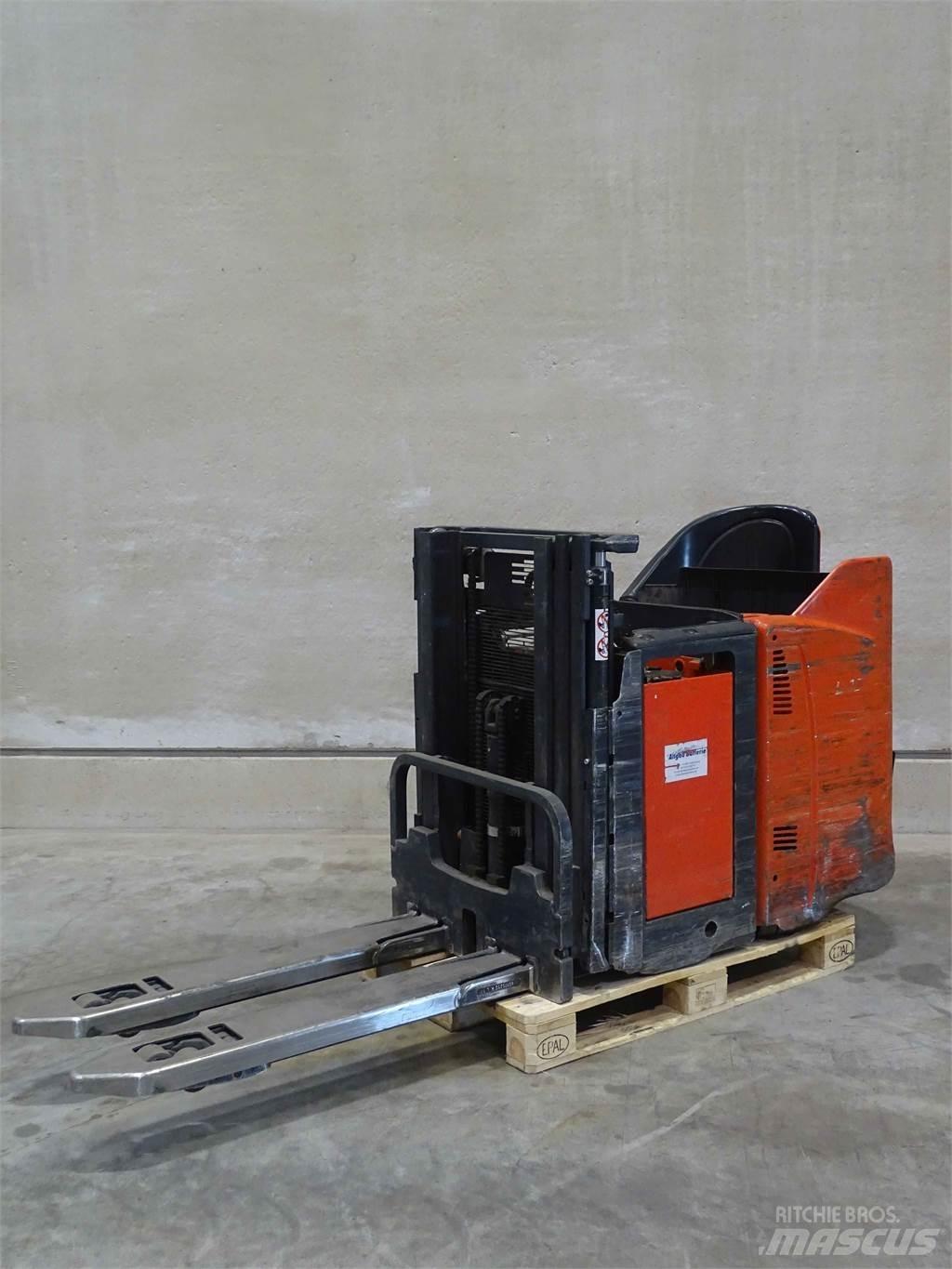 Linde L12LSP 行走控制式堆積機