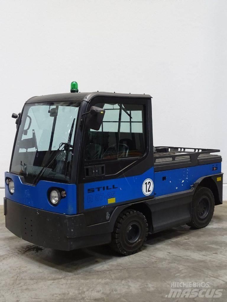 Linde P250 牽引車