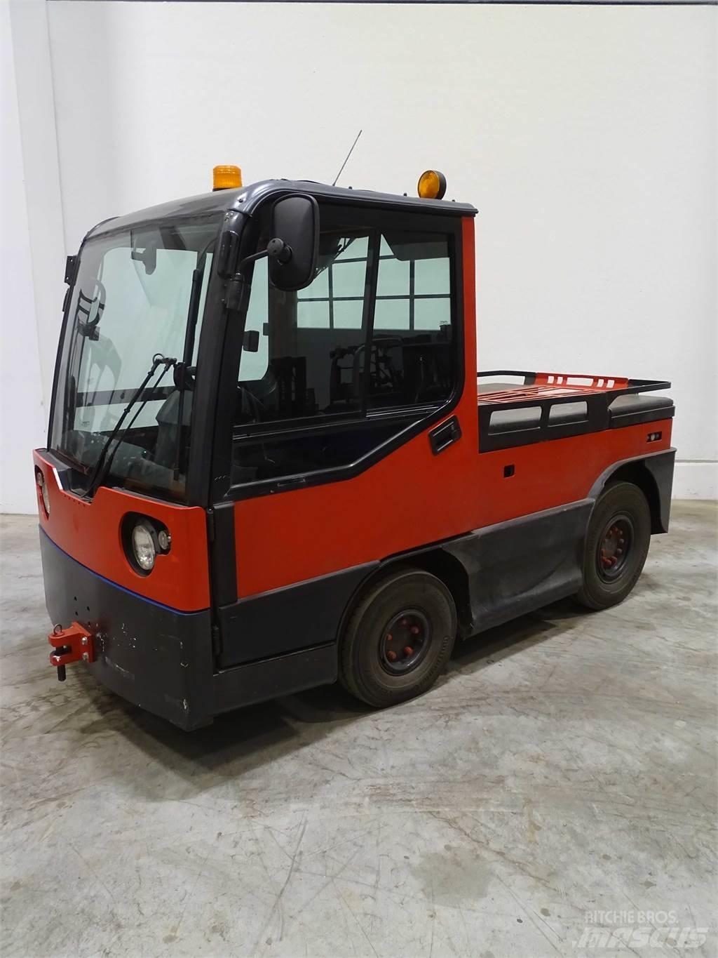 Linde P250 牽引車