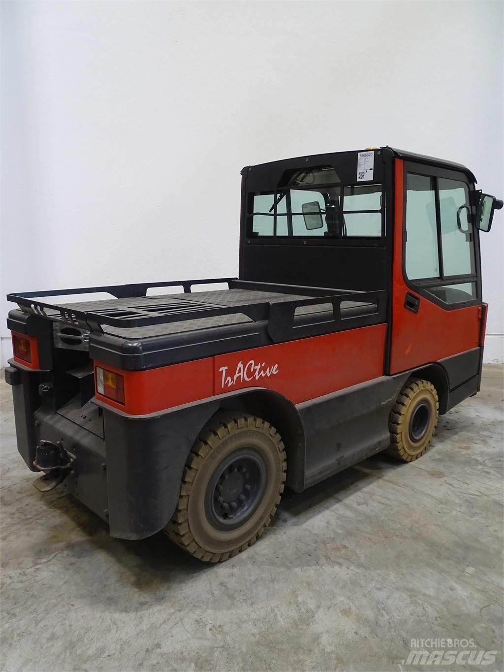 Linde P250 牽引車