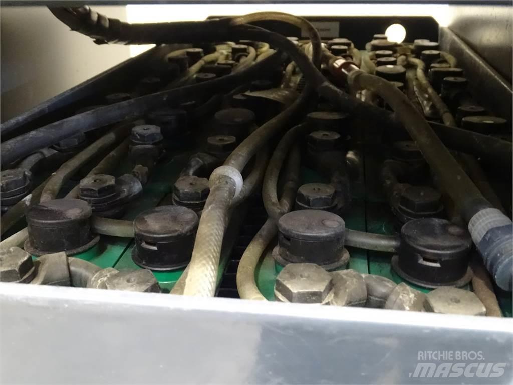 Still EK12I 高舉式裝載機