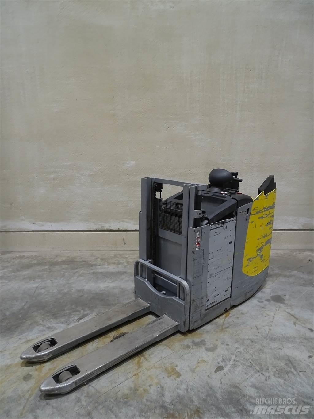Still EXD-S20 行走控制式堆積機