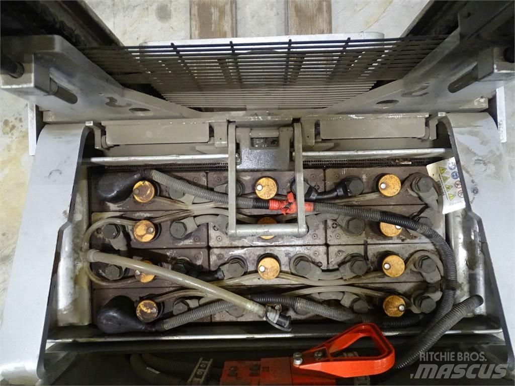 Still EXD-S20 行走控制式堆積機