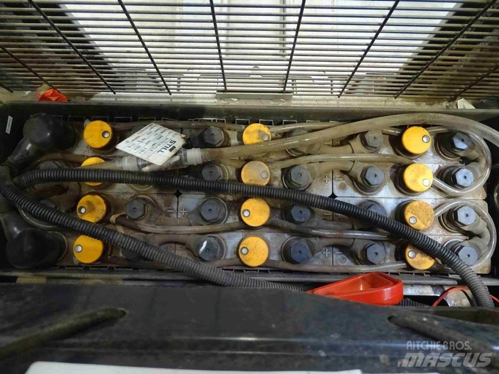 Still EXV16 行走控制式堆積機
