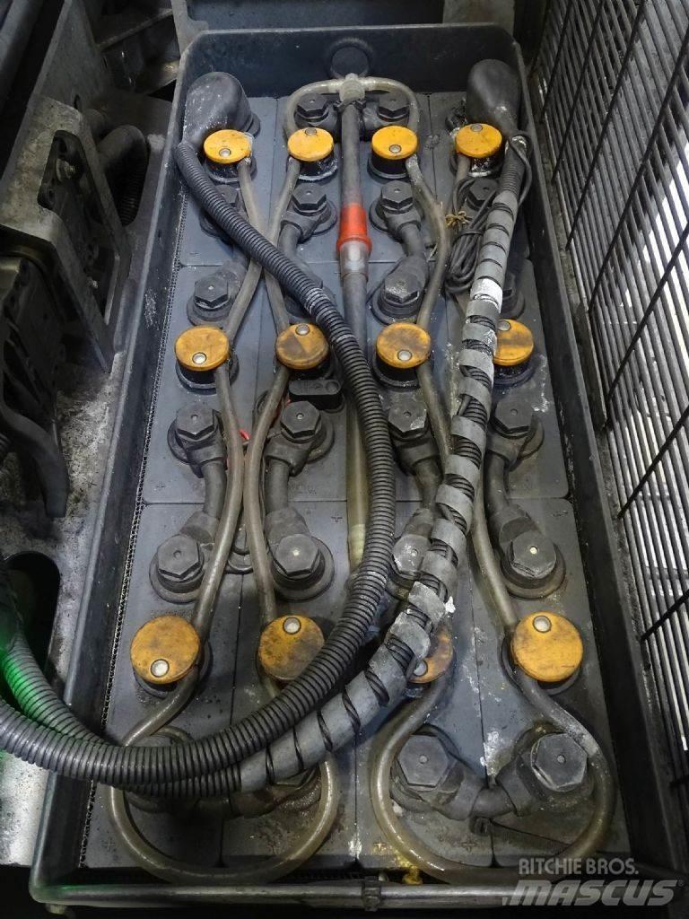 Still EXV16/950MM 行走控制式堆積機