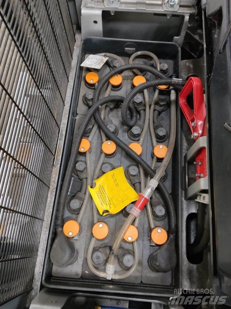 Still EXV20 行走控制式堆積機