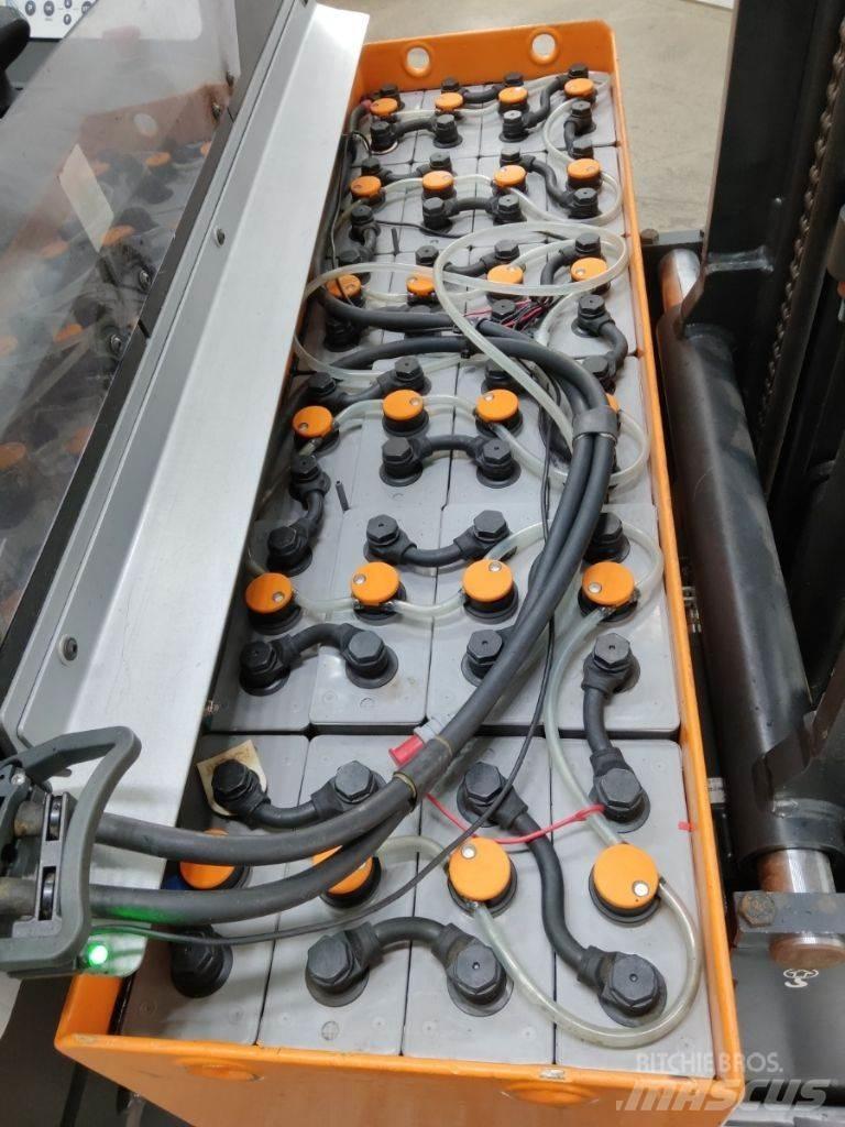 Still FM-X12 前伸式堆高機(叉車)
