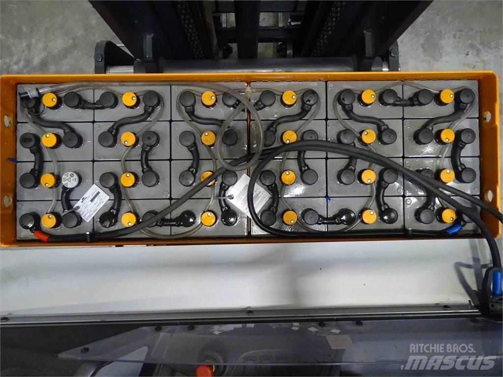 Still FM-X17 前伸式堆高機(叉車)