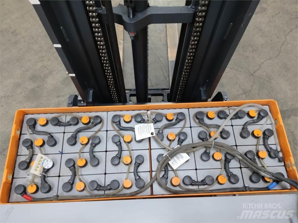 Still FM-X17 前伸式堆高機(叉車)