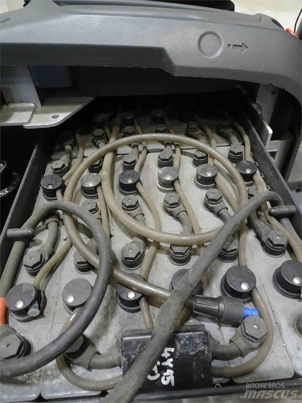 Still LTX70 牽引車