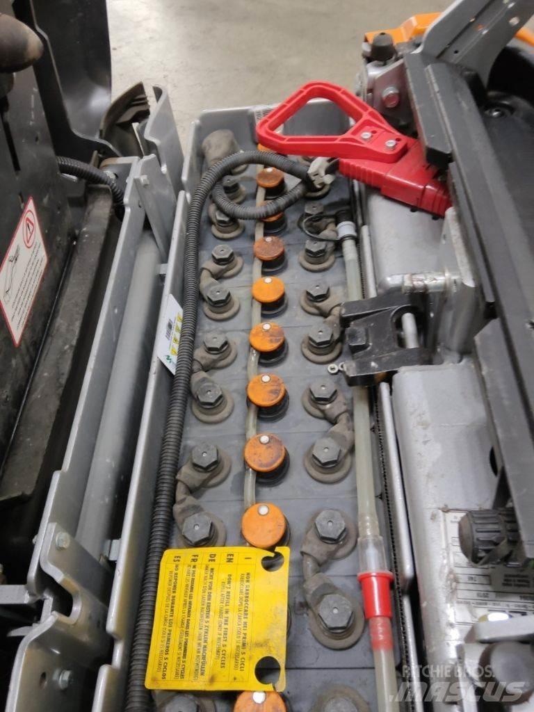 Still OPX25 低架裝載機