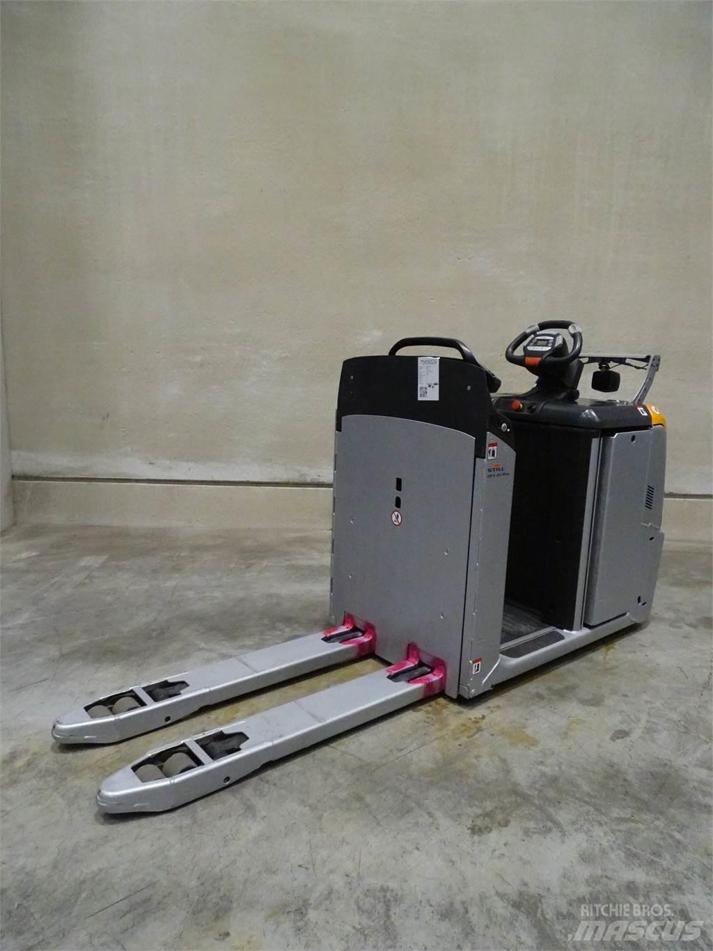 Still OPX25PLUS 低架裝載機