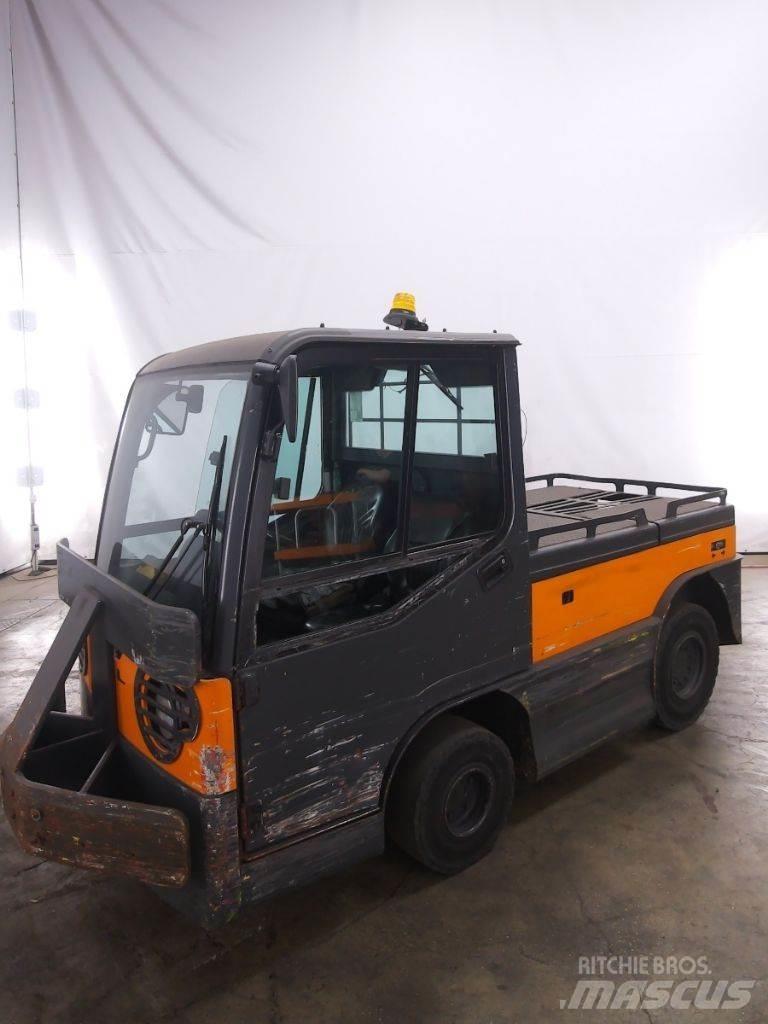Still R07-25 牽引車