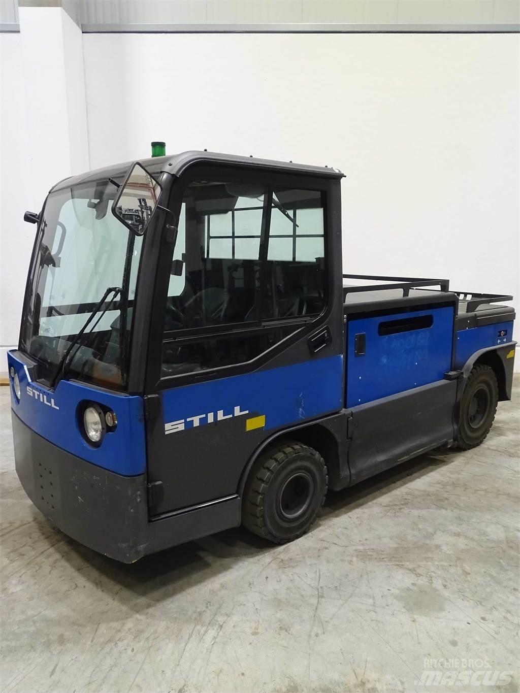 Still R07-25 牽引車