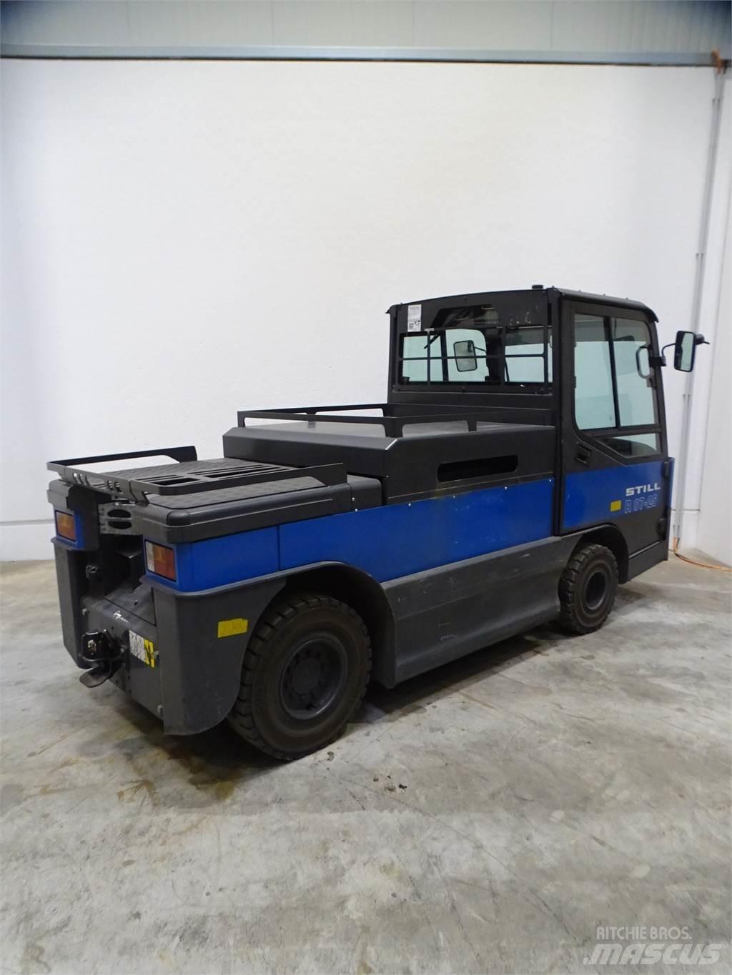 Still R07-25 牽引車
