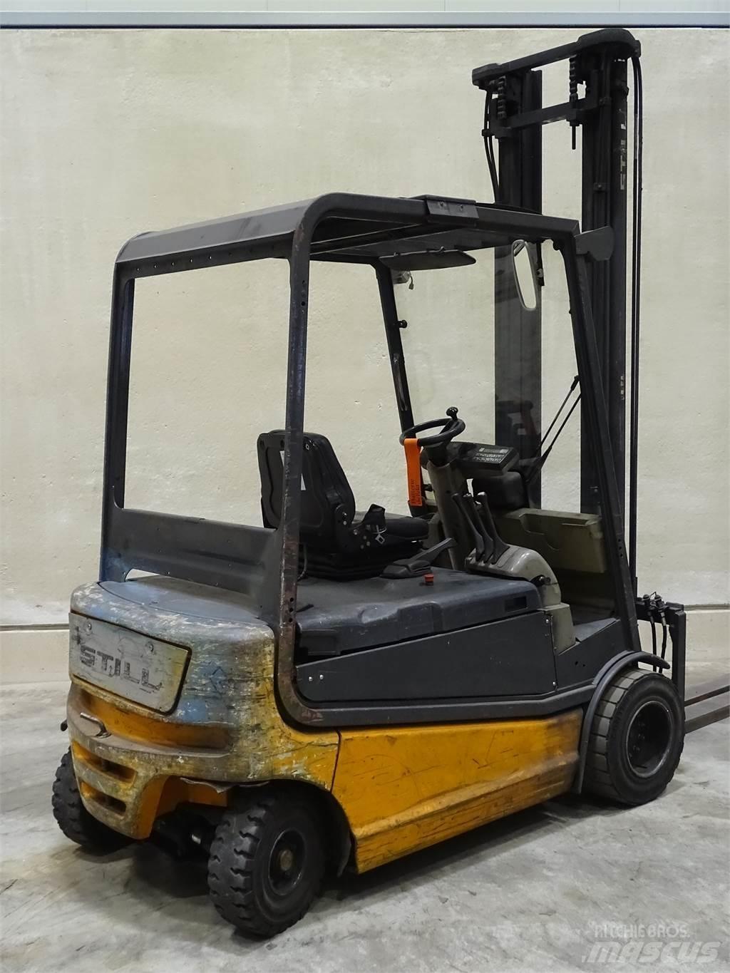 Still R60-30 電動堆高機