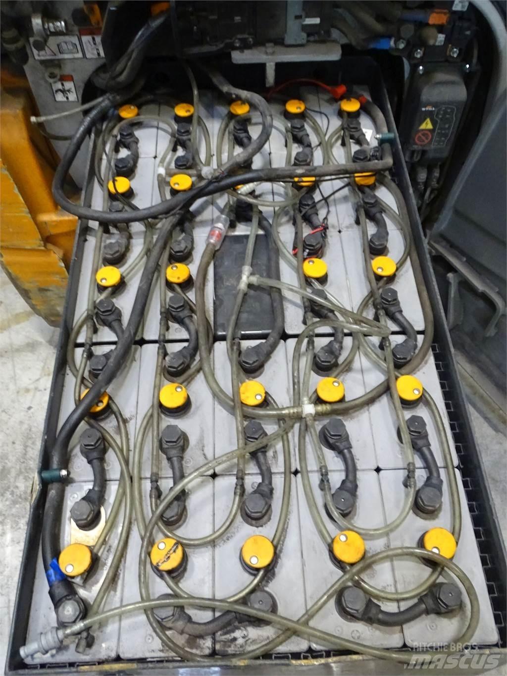 Still RX20-16C 電動堆高機