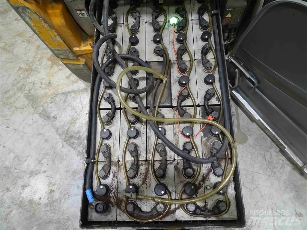 Still RX20-16C 電動堆高機