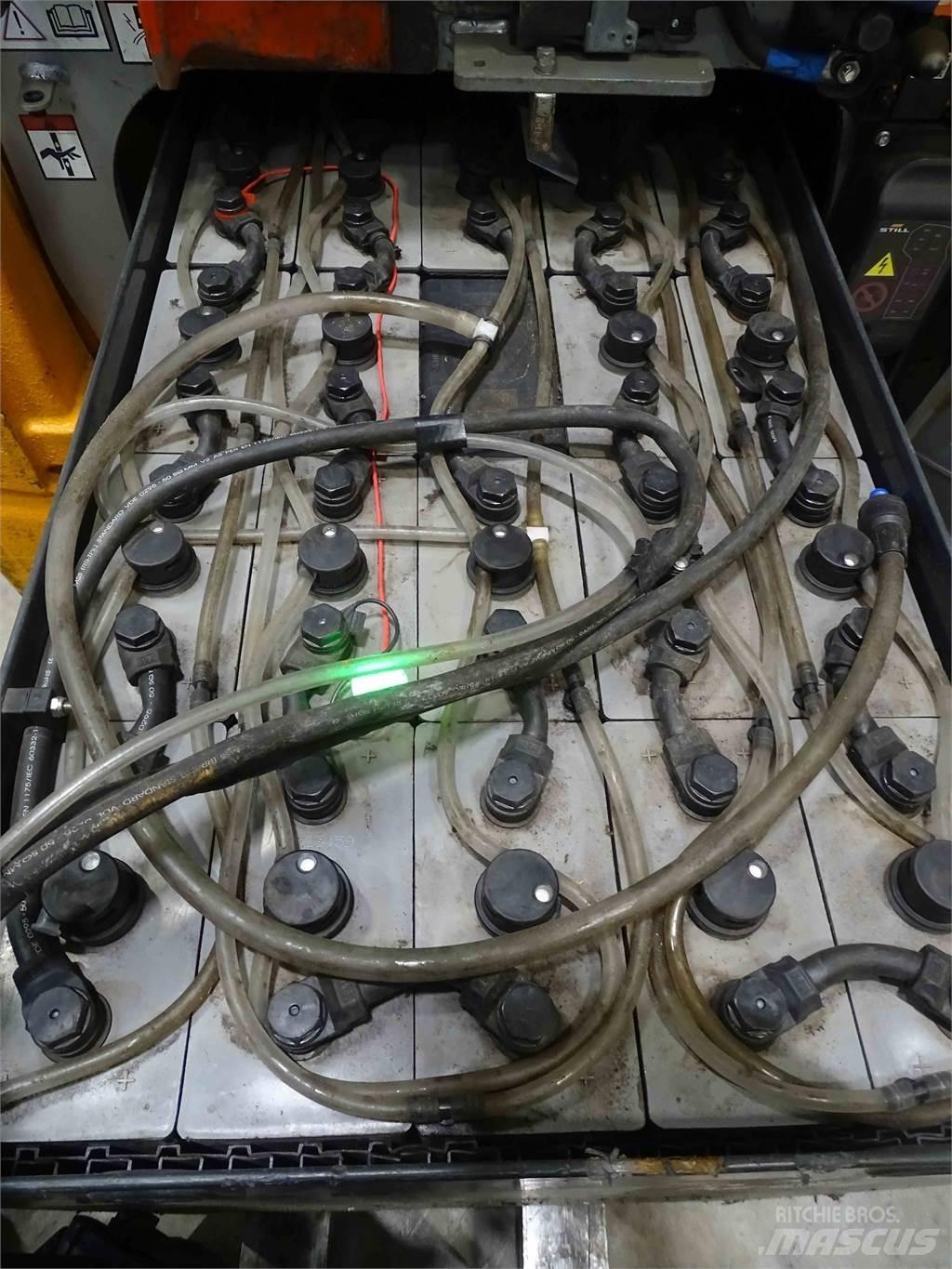 Still RX20-16C 電動堆高機