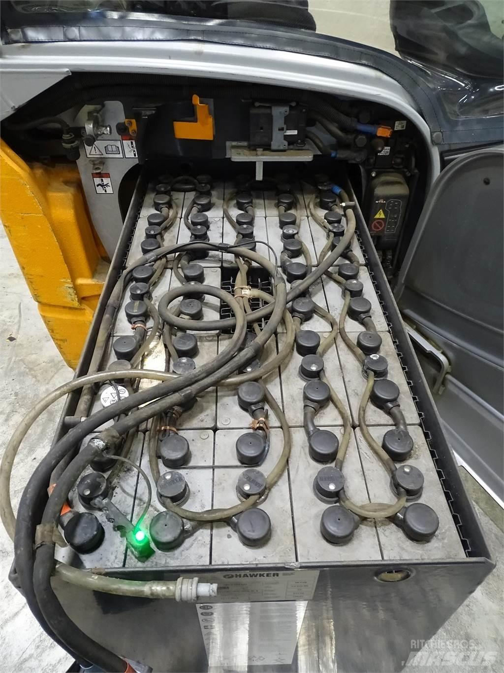 Still RX20-16C 電動堆高機