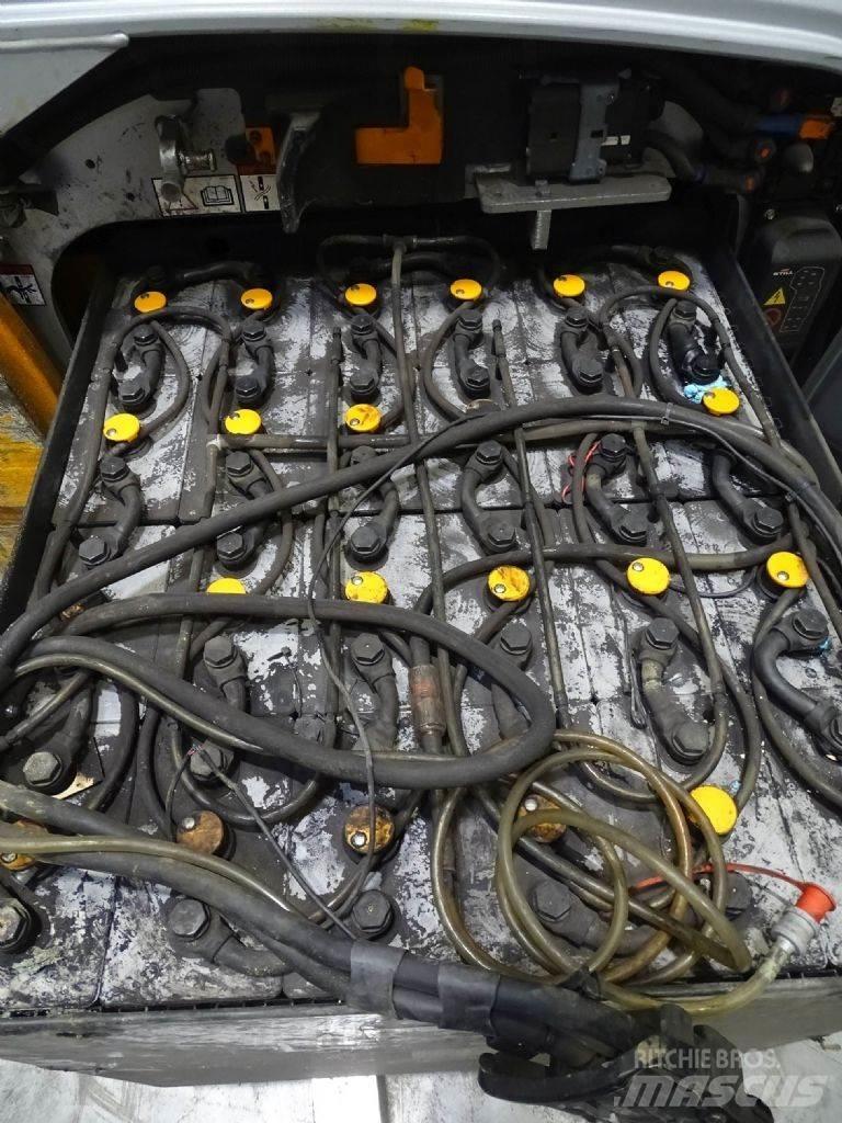 Still RX20-20L 電動堆高機