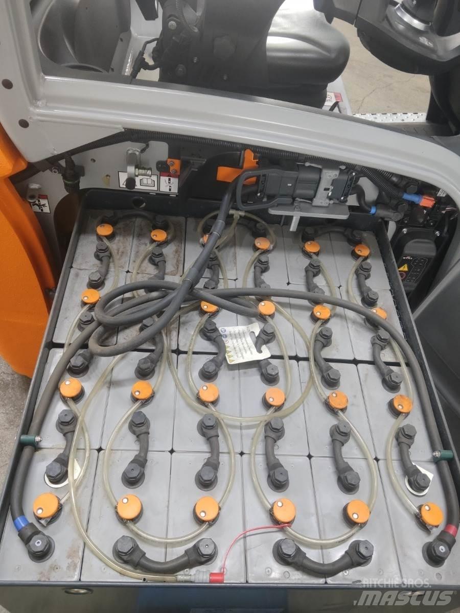 Still RX20-20L 電動堆高機