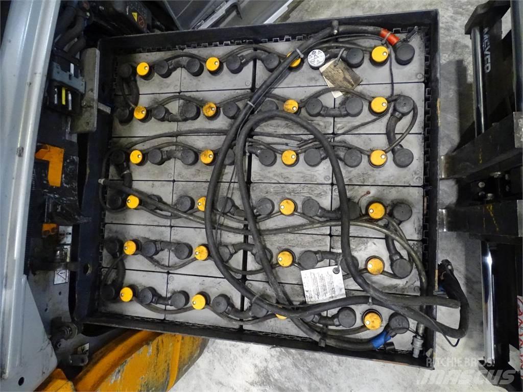 Still RX20-20L 電動堆高機