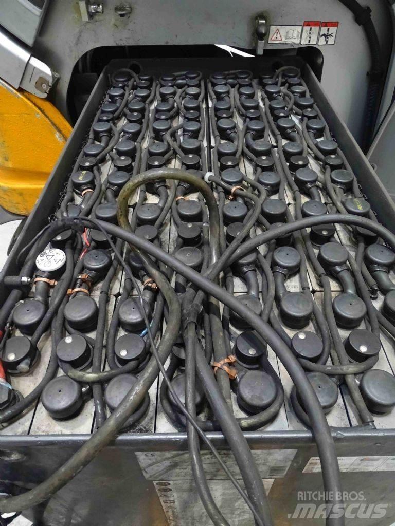Still RX60-20 電動堆高機