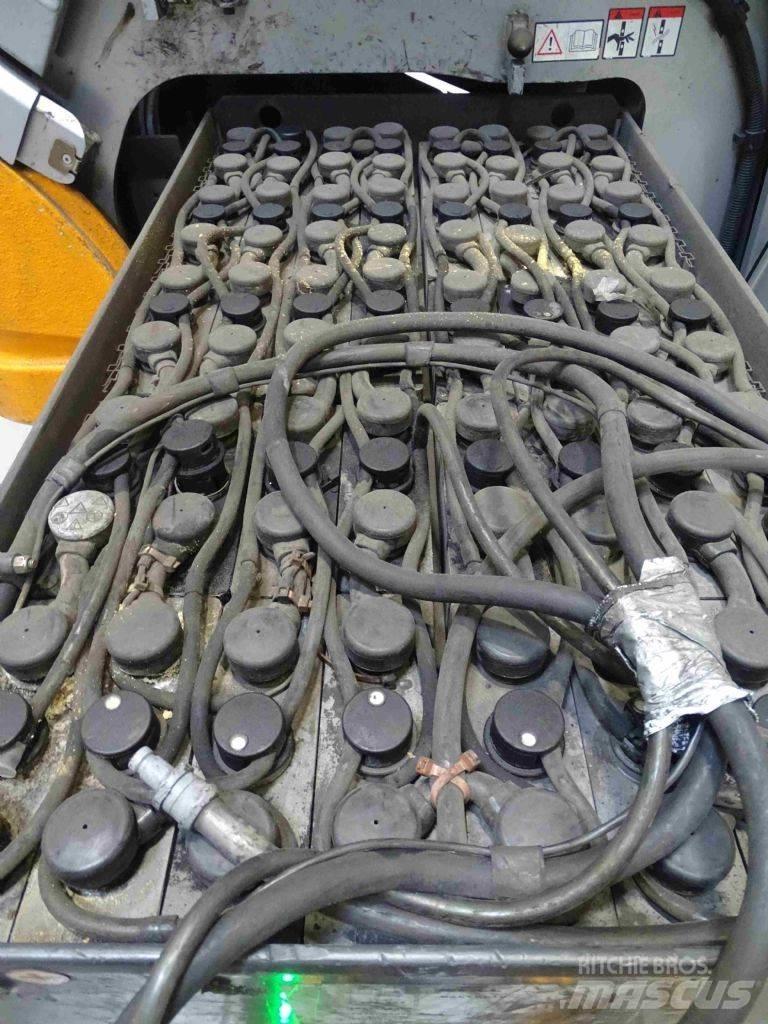 Still RX60-20 電動堆高機