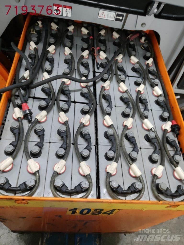 Still RX60-25 電動堆高機