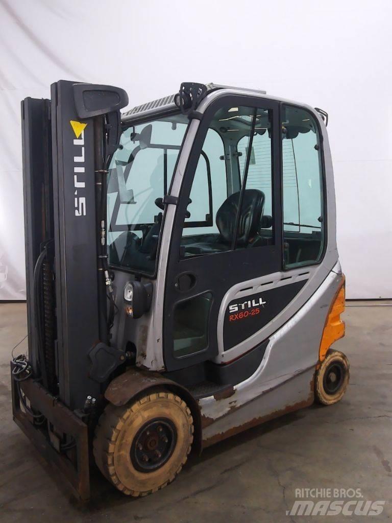 Still RX60-25 電動堆高機