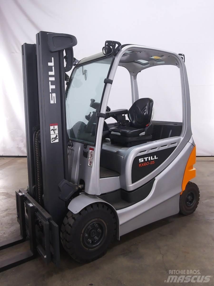 Still RX60-25 電動堆高機