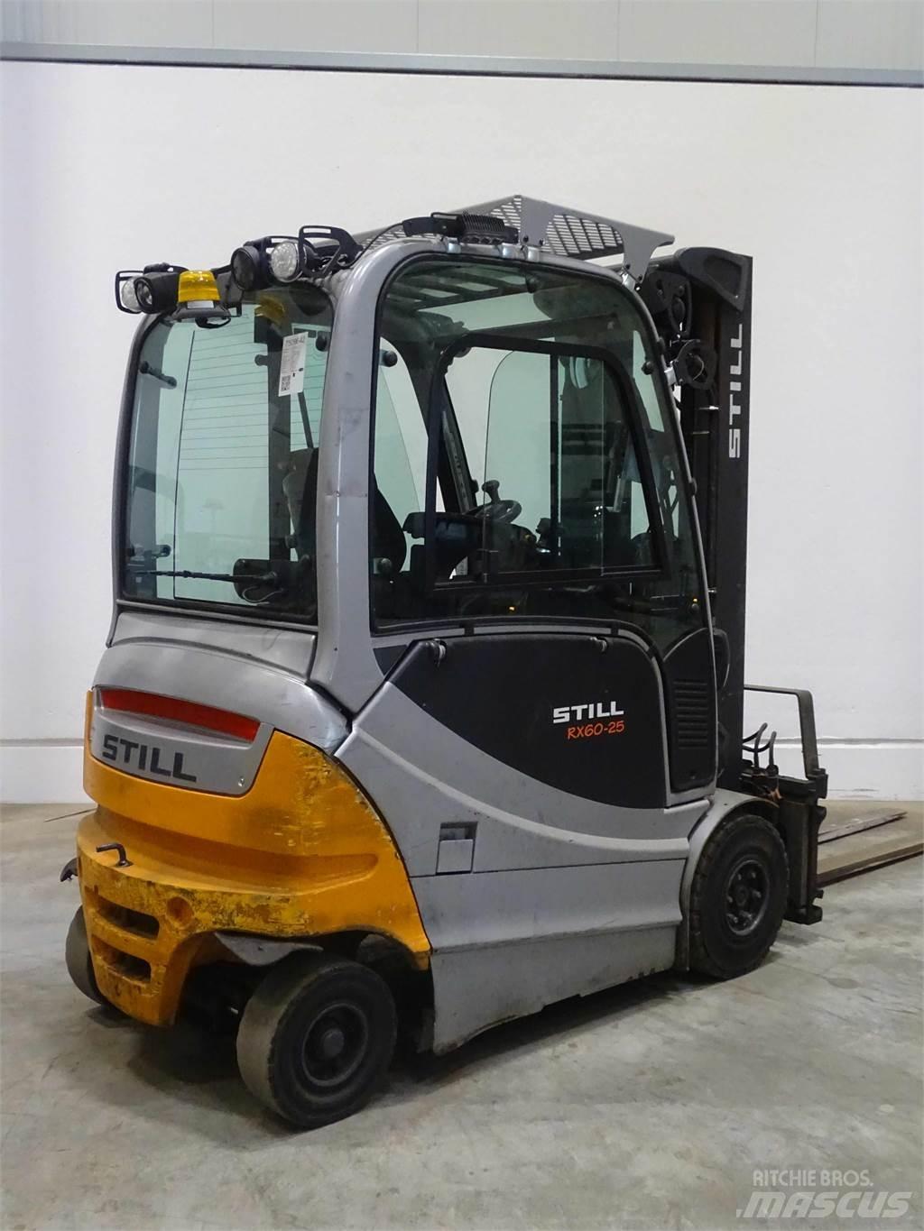 Still RX60-25 電動堆高機