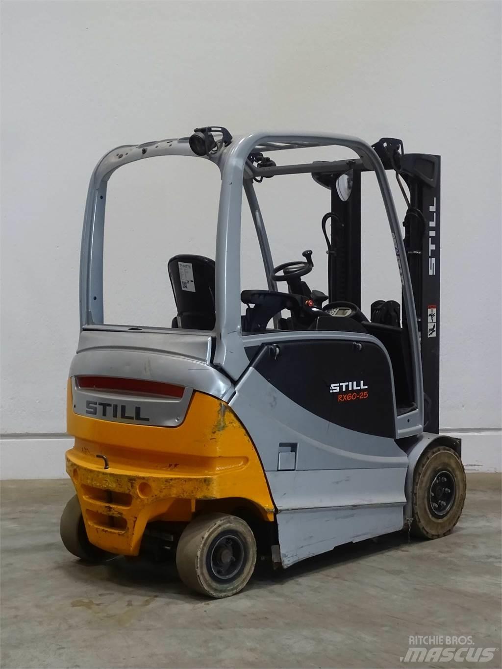 Still RX60-25 電動堆高機