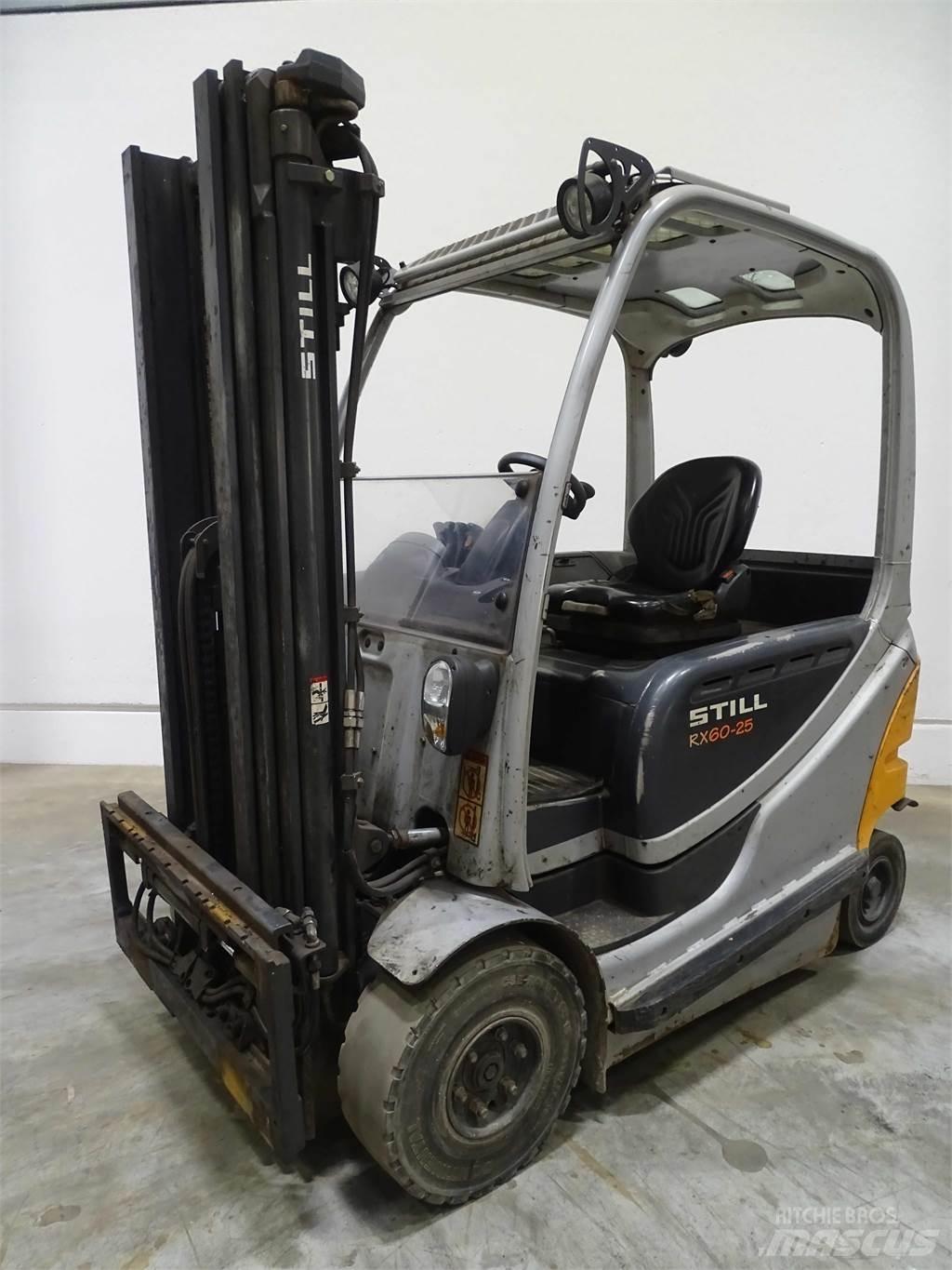 Still RX60-25 電動堆高機