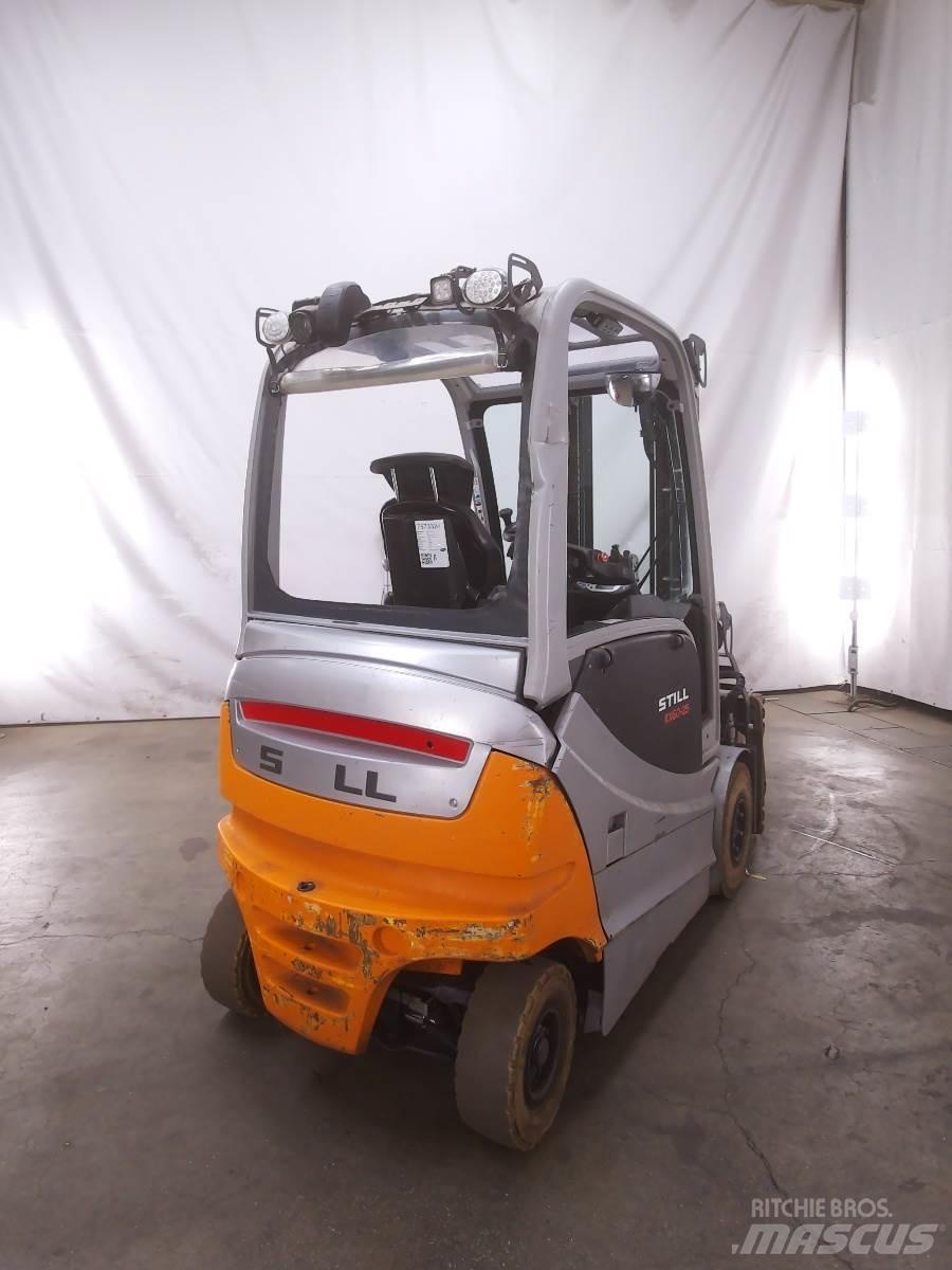 Still RX60-25 電動堆高機
