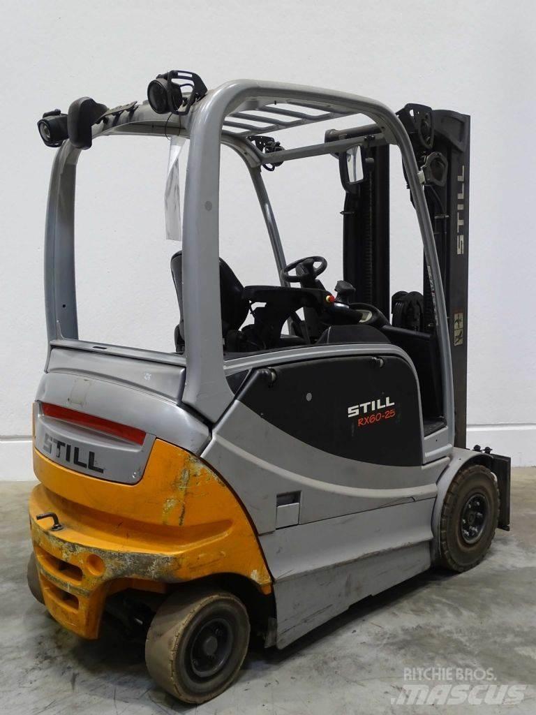 Still RX60-25/600 電動堆高機