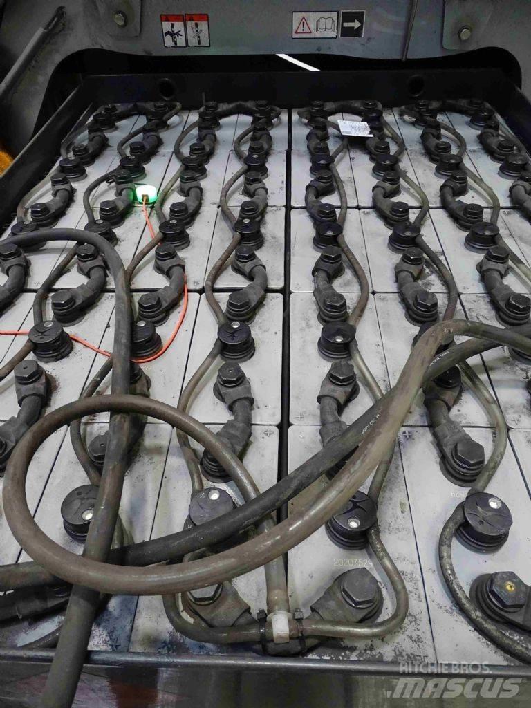 Still RX60-25L 電動堆高機