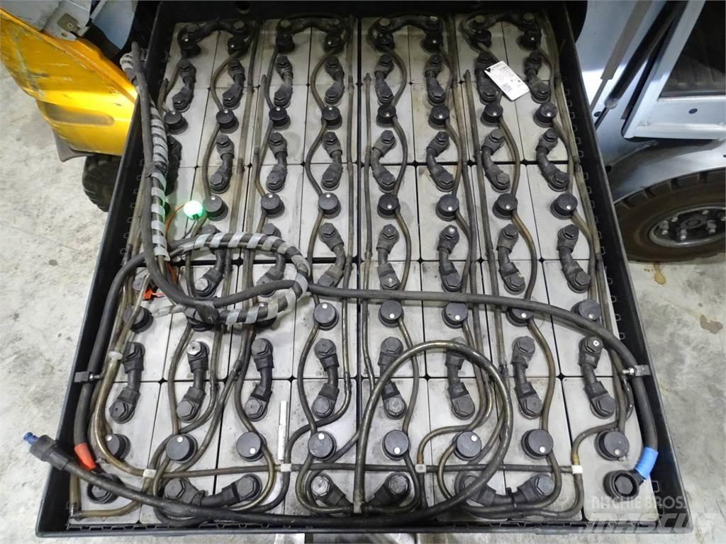 Still RX60-25L 電動堆高機