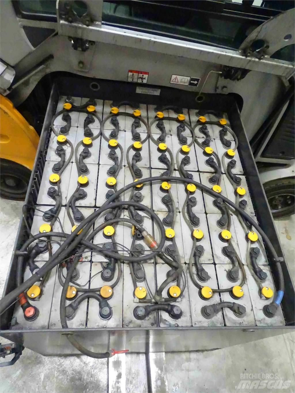 Still RX60-25L 電動堆高機