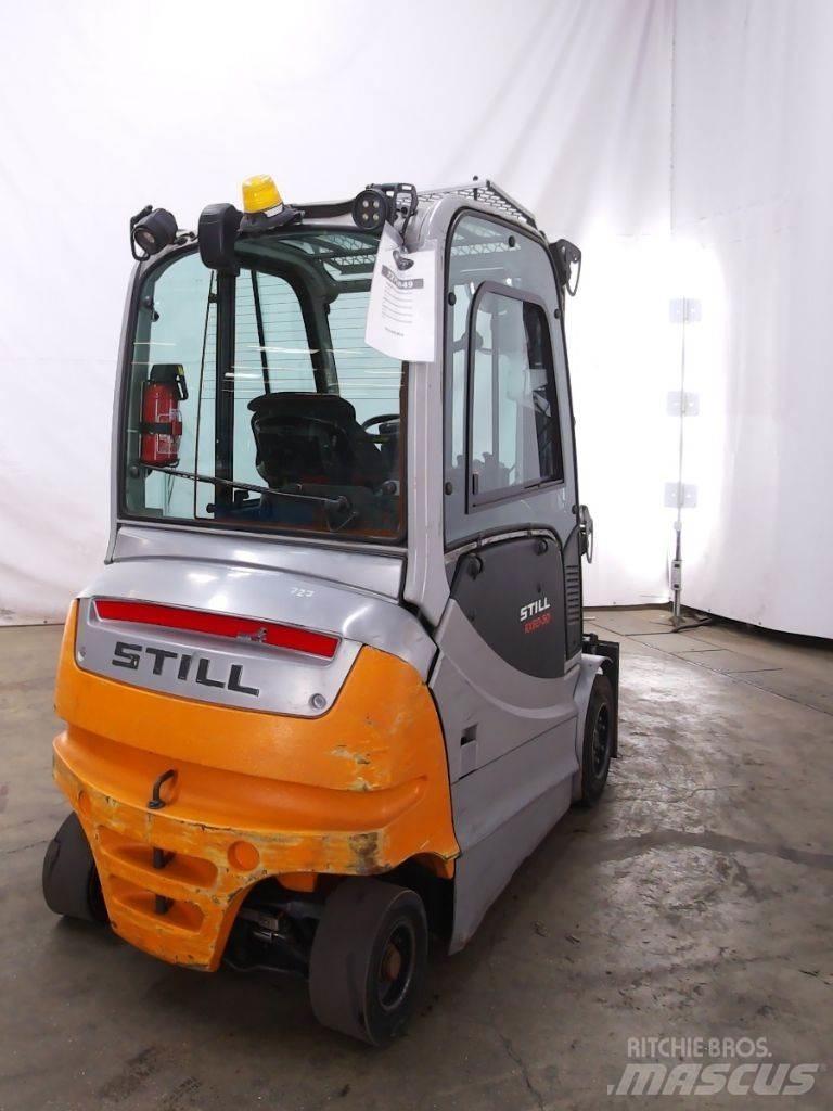 Still RX60-30L 電動堆高機