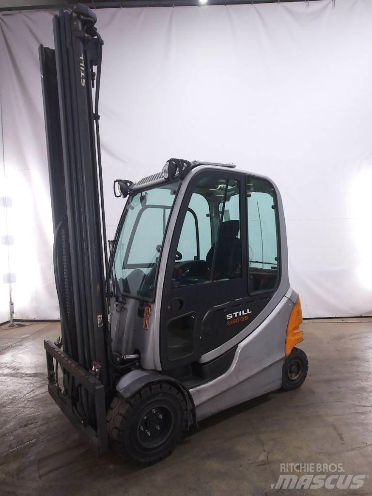 Still RX60-30L 電動堆高機