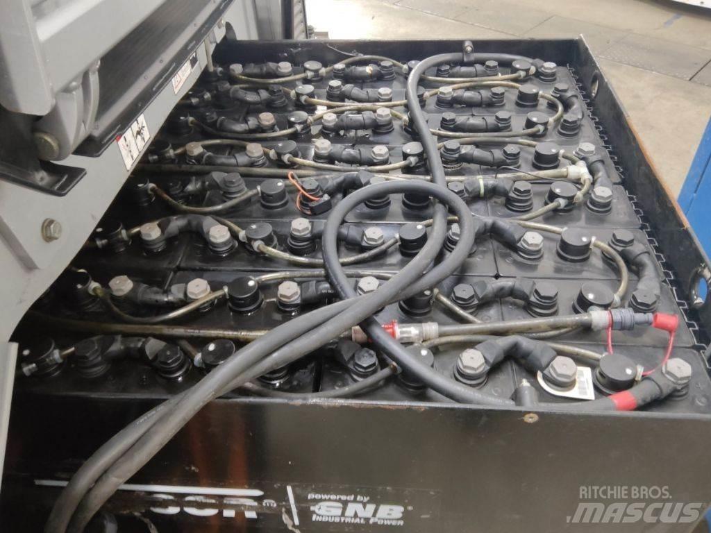 Still RX60-30L 電動堆高機