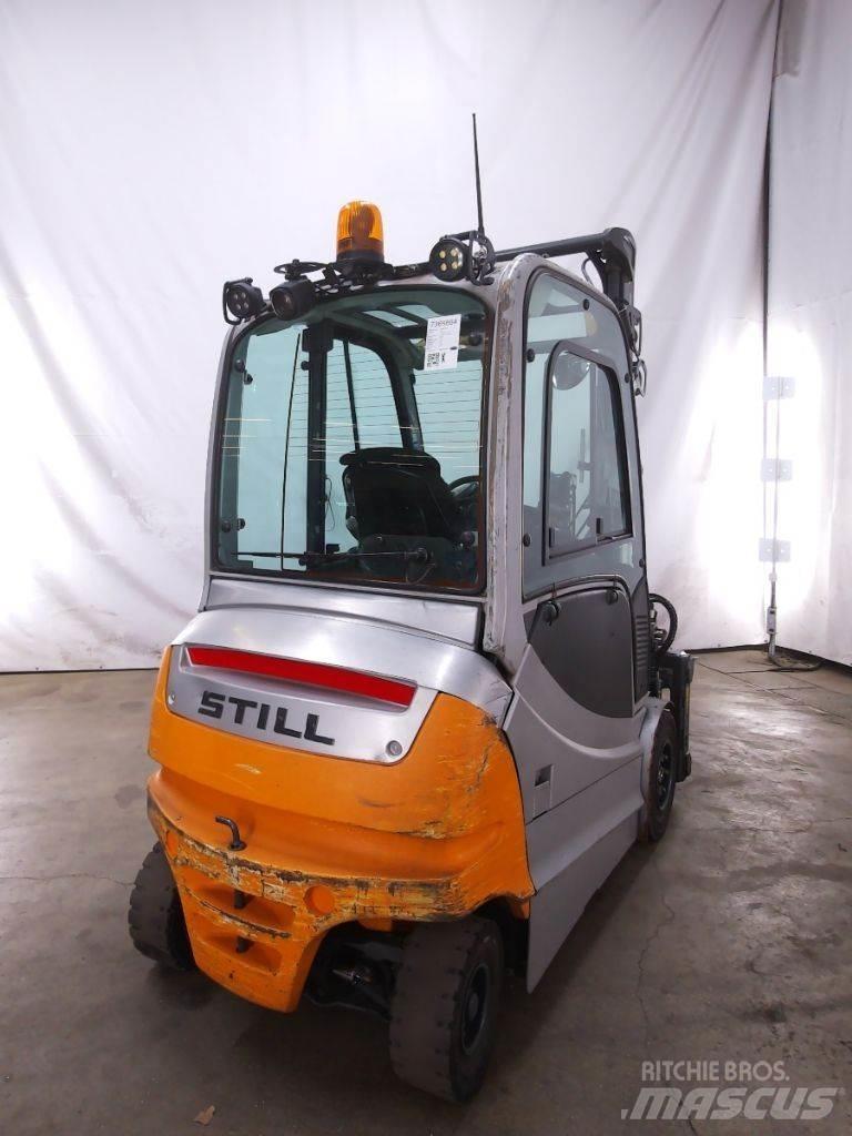 Still RX60-30L 電動堆高機